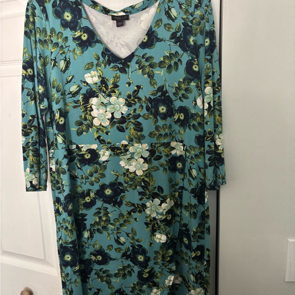 J. Jill Teal and Navy Floral V-Neck Top